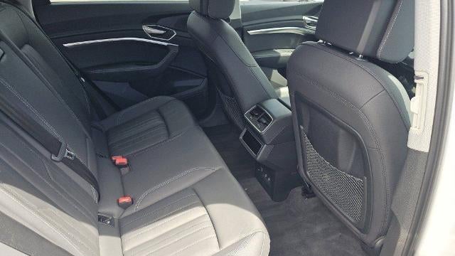 2021 Audi e-tron quattro Premium