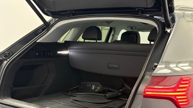 2021 Audi e-tron quattro Premium