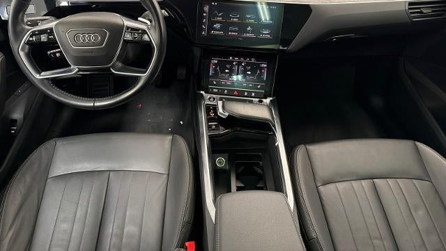 2021 Audi e-tron quattro Premium
