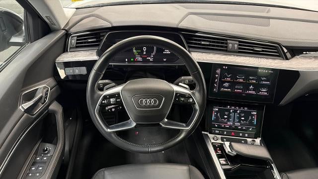 2021 Audi e-tron quattro Premium