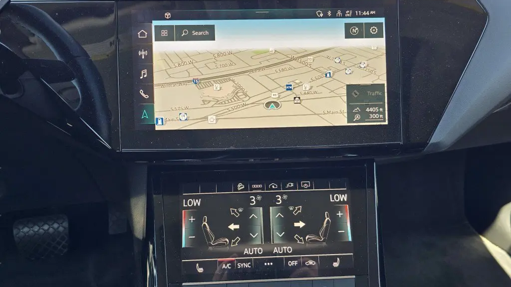 2022 Audi e-tron quattro Premium