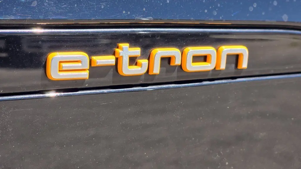 2022 Audi e-tron quattro Premium