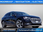 2022 e-tron Thumbnail 3