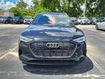 2022 e-tron Thumbnail 2