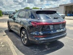 2022 e-tron Thumbnail 4
