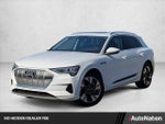 2023 e-tron Thumbnail 1