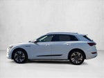 2023 e-tron Thumbnail 9