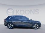 2023 e-tron Thumbnail 14
