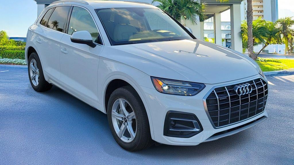 2023 Audi Q5 quattro Premium 40 TFSI