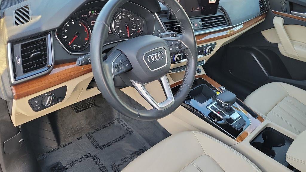 2023 Audi Q5 quattro Premium 40 TFSI