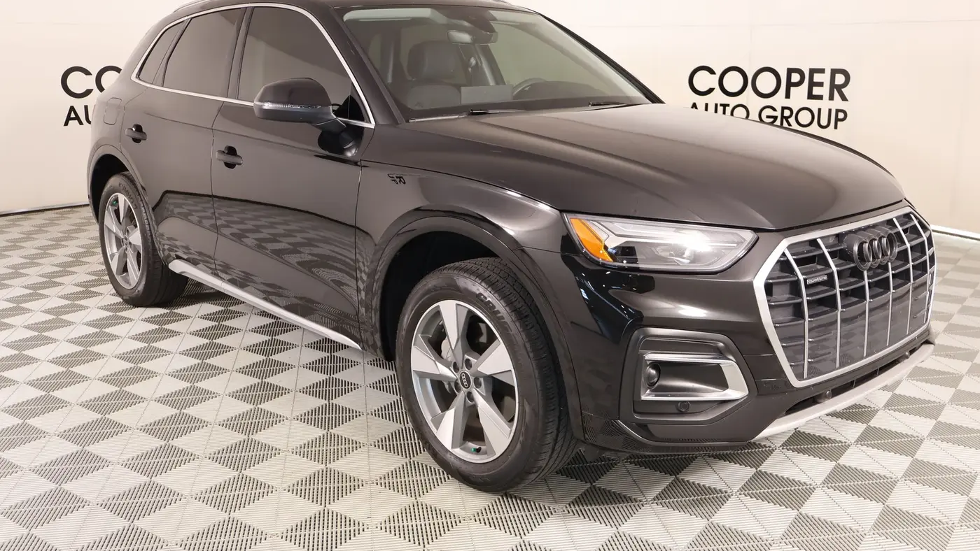 Preowned 2024 Audi Q5 quattro Premium 40 TFSI for Sale