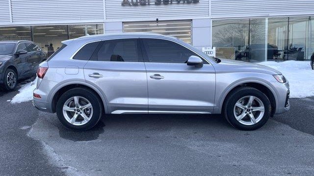 2023 Audi Q5 quattro Premium 40 TFSI