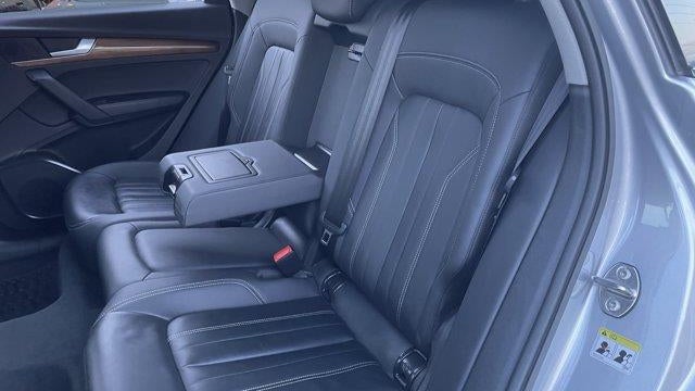 2023 Audi Q5 quattro Premium 40 TFSI