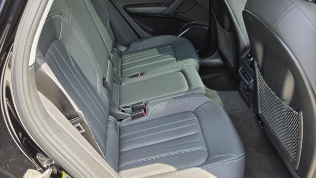 2023 Audi Q5 quattro Premium 40 TFSI