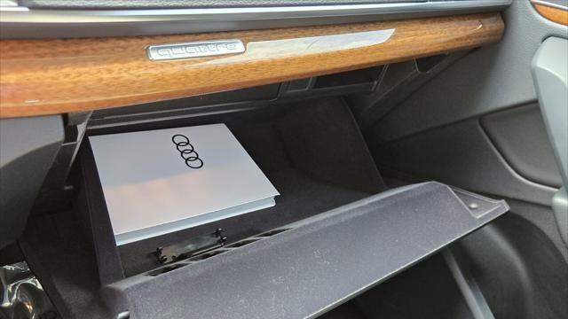 2023 Audi Q5 quattro Premium 40 TFSI