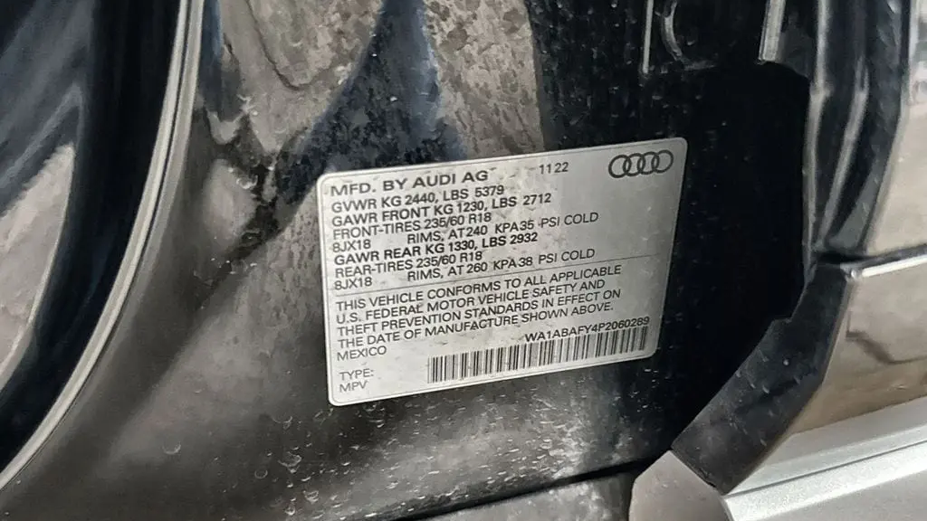 2023 Audi Q5 quattro Premium 40 TFSI