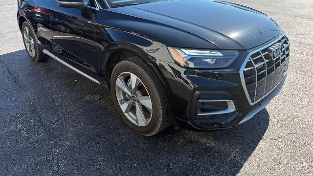 2024 Audi Q5 quattro Premium 40 TFSI