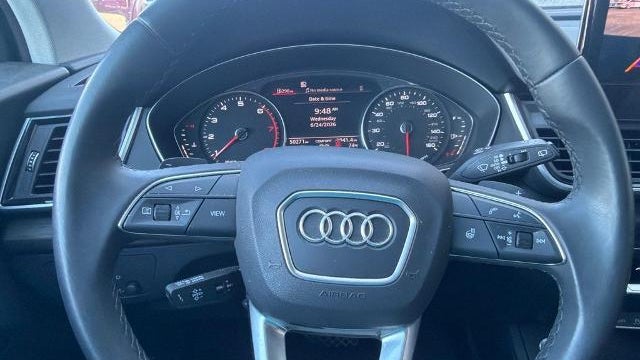2024 Audi Q5 quattro Premium 40 TFSI