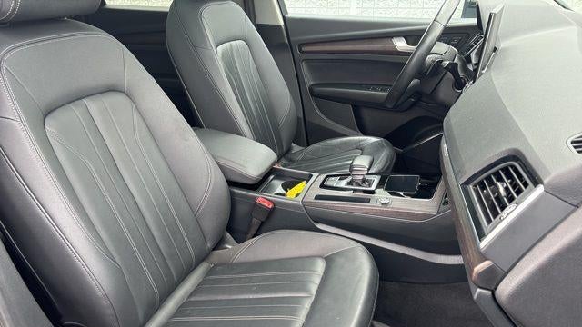 2023 Audi Q5 quattro Premium 40 TFSI