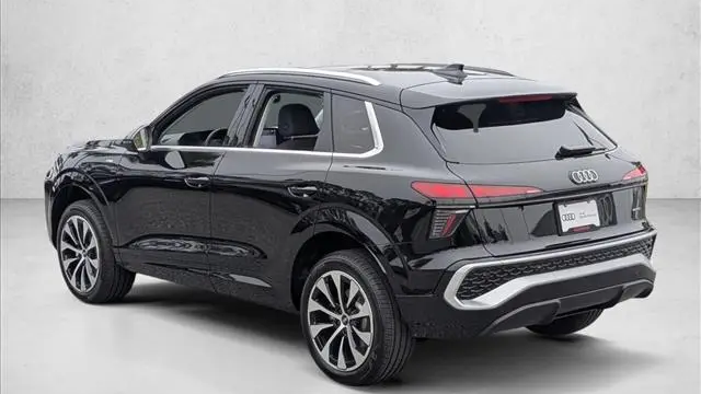2026 Audi Q3 quattro S line TFSI