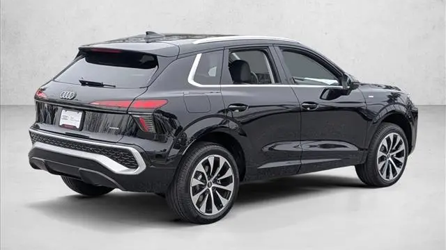 2026 Audi Q3 quattro S line TFSI