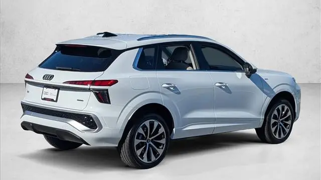 2026 Audi Q3 quattro S line TFSI