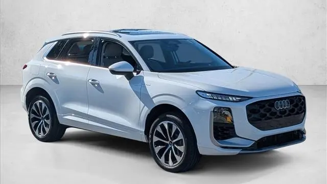 2026 Audi Q3 quattro S line TFSI