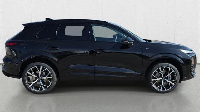 2026 Audi Q3 quattro S line TFSI