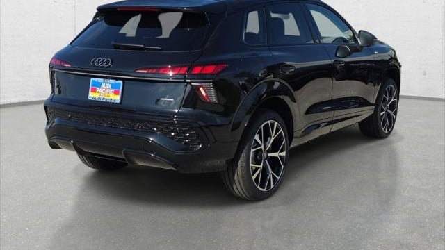 2026 Audi Q3 quattro S line TFSI