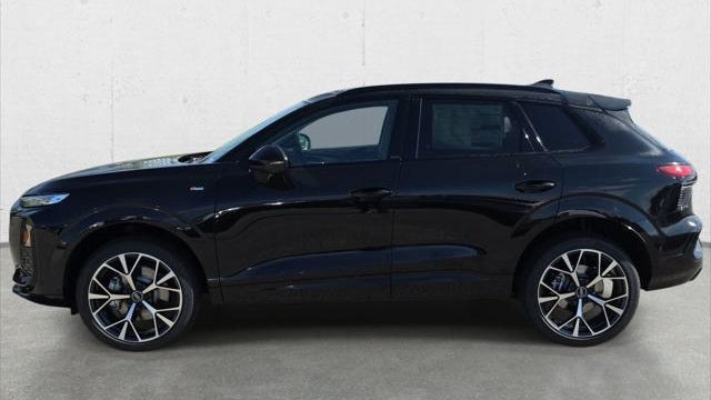 2026 Audi Q3 quattro S line TFSI