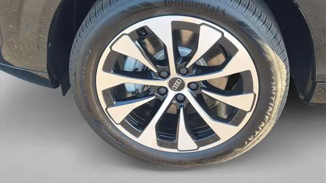 2026 Audi Q3 quattro S line TFSI