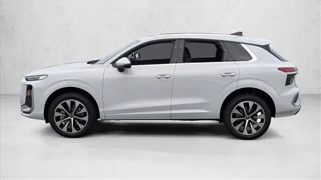 2026 Audi Q3 quattro S line TFSI