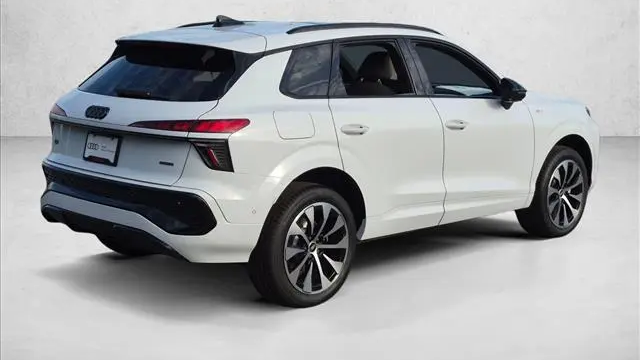 2026 Audi Q3 quattro S line TFSI