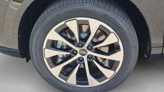 2026 Audi Q3 quattro S line TFSI