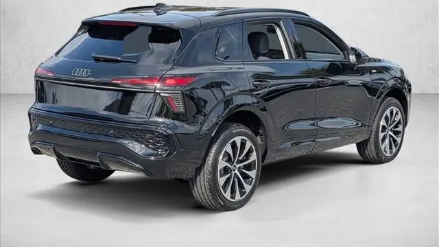 2026 Audi Q3 quattro S line TFSI