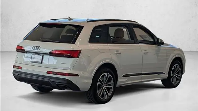 2026 Audi Q7 quattro Premium 45 TFSI