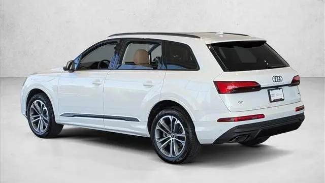2026 Audi Q7 quattro Premium 45 TFSI