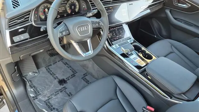 2026 Audi Q7 quattro Premium 45 TFSI