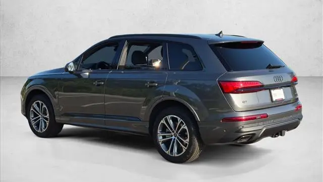 2026 Audi Q7 quattro Premium 45 TFSI