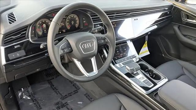 2026 Audi Q7 quattro Premium 45 TFSI