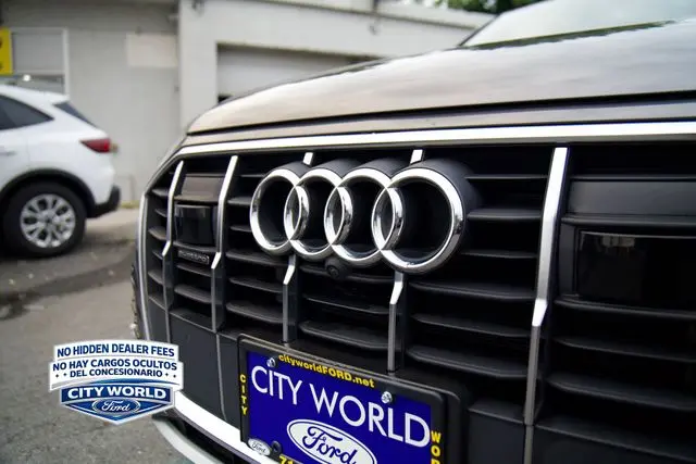 2023 Audi Q7 - $31,855