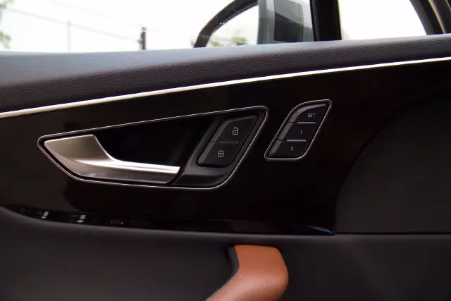 2023 Audi Q7 - $31,855