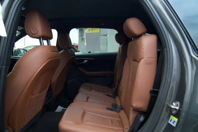 2023 Audi Q7 - $31,855