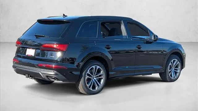 2026 Audi Q7 quattro Premium 45 TFSI