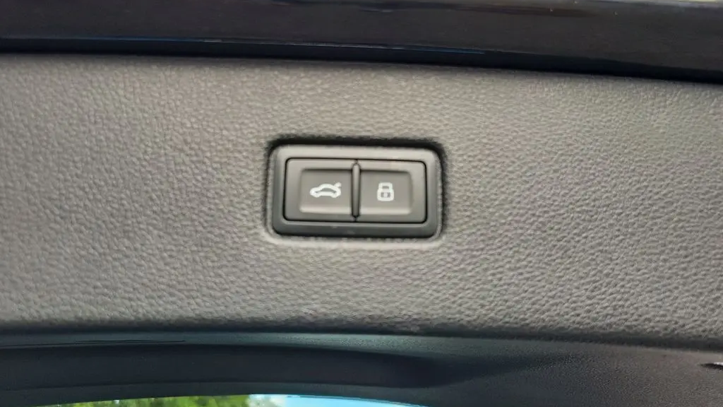 2025 Audi Q7 quattro Premium 45 TFSI