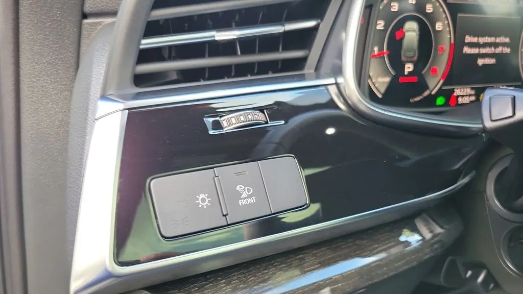 2025 Audi Q7 quattro Premium 45 TFSI