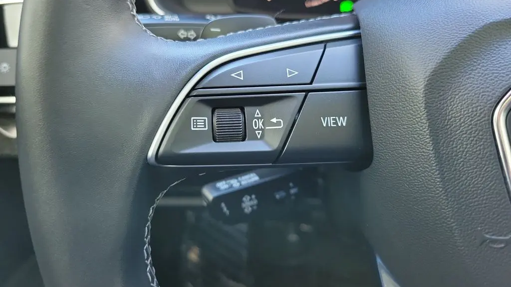 2025 Audi Q7 quattro Premium 45 TFSI