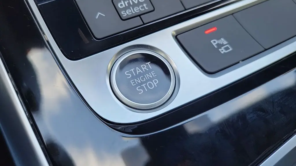 2025 Audi Q7 quattro Premium 45 TFSI