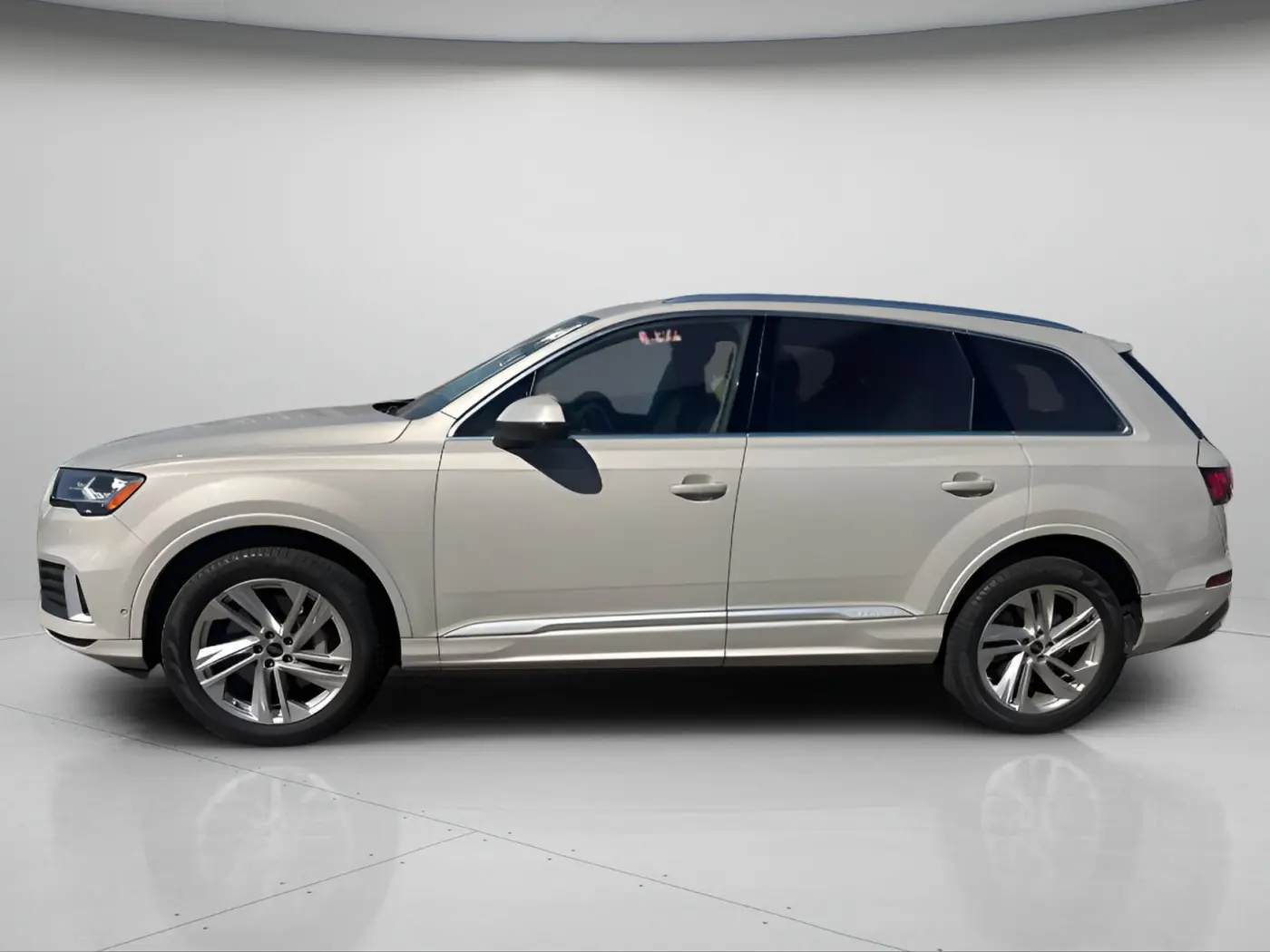 2023 Audi Q7 - $30,992