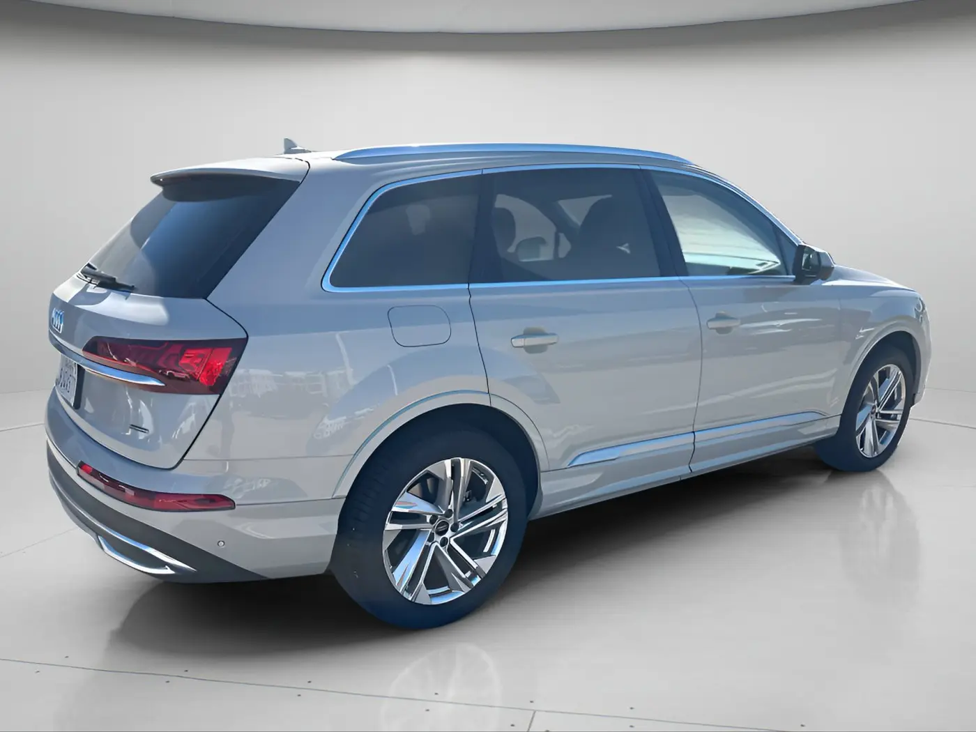 2023 Audi Q7 - $30,992